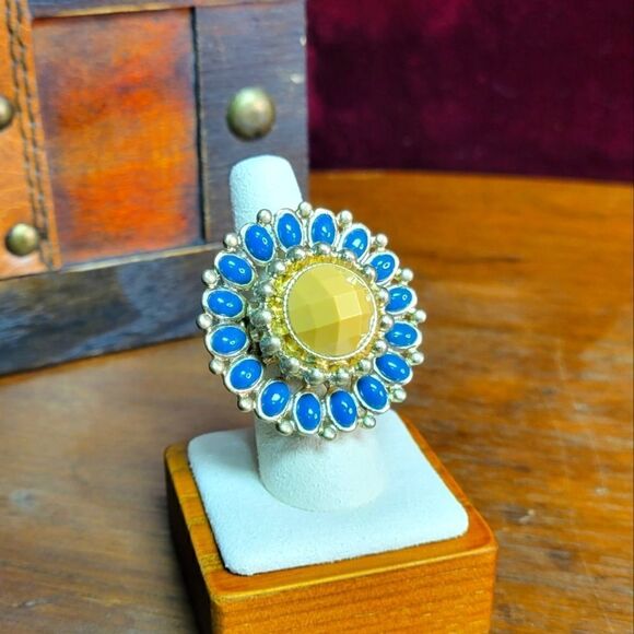 𝅺expandable, One Size fits most, Over Sized Blue and Tan Colored Ring - Picture 7 of 7